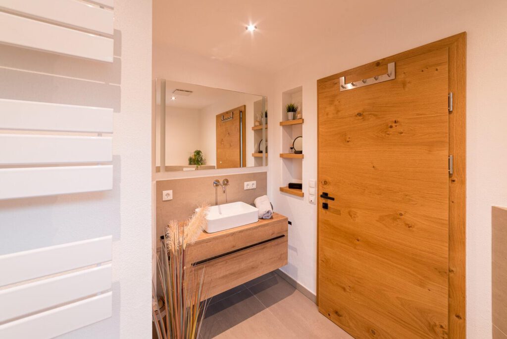 Badezimmer2, Blick aufs Waschbecken